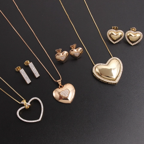 Trendy Copper 18K Gold Plated Heart Zirconia Pendant Necklace Earrings Set Fashion Women Heart Jewelry Set Valentine Gift
