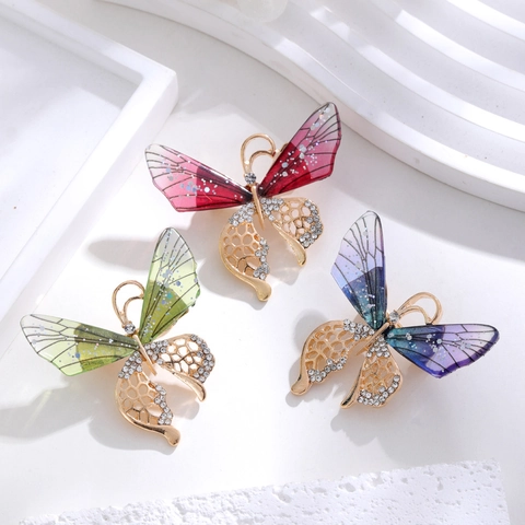 Elegante Vlinder Broche Voor Dames Luxe Zinklegering Strass Gradiënt Vleugel Pak Speld Sieraden Accessoire