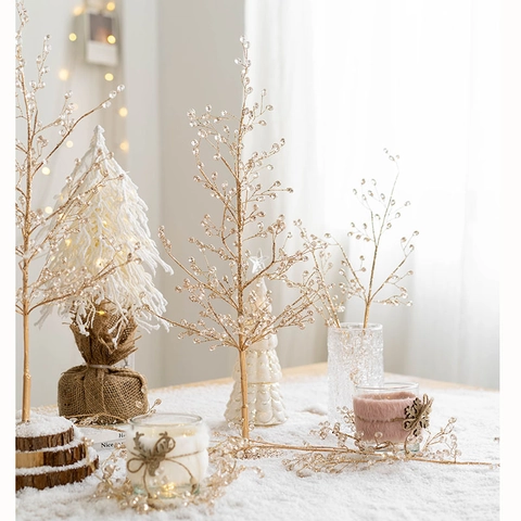 Lussuosa Ghirlanda di Natale con Perline Filo Metallico Oro Ramo d'Albero Artificiale Oggetti di Scena per Vetrine e Feste in Casa