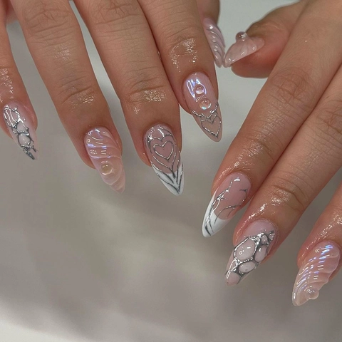 Unghie Finte Press On 3D Linea Metallica Argento Cuore Onda D'acqua Rosa Nude Y2K Mandorla Lunga Unghie Finte