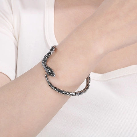 Schlangen Armreif Edelstahl Serpent Armspange Vintage Schuppen Textur Punk Hip Hop Verstellbarer Schmuck