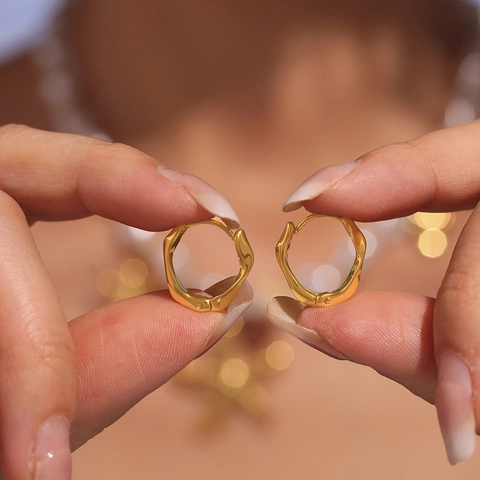 Pendientes De Aro Trenzados De Acero Inoxidable Bañados En Oro De 18K Ola Irregular Geométrica Joyería Para Mujer