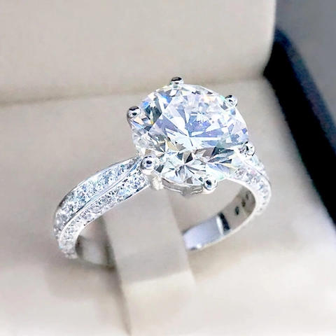 Classic Six-Prong Cubic Zirconia Ring White Gold Plated Copper Wedding Band Trendy Elegant Jewelry For Women