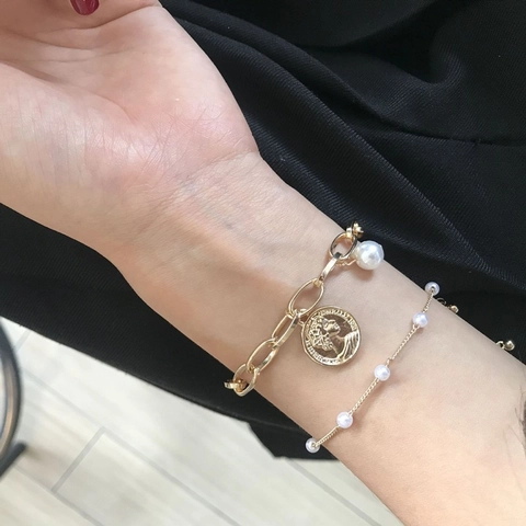Bracciale In Lega Placcato Oro Con Perla Artificial Imitazione Cuore Croce Ritratto Moneta Per Donna Gioielli Hip Hop Alla Moda