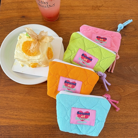 Quilted Heart Storage Pouch Polyester Fabric Small Makeup Bag For Sanitary Napkin Coin Cosmetic Organizer With Zipper