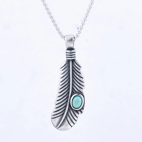 Collier Pendentif Plume Rétro Acier Inoxydable Avec Incrustation Turquoise Obsidienne Style Punk Rock Moto Pour Hommes Femmes