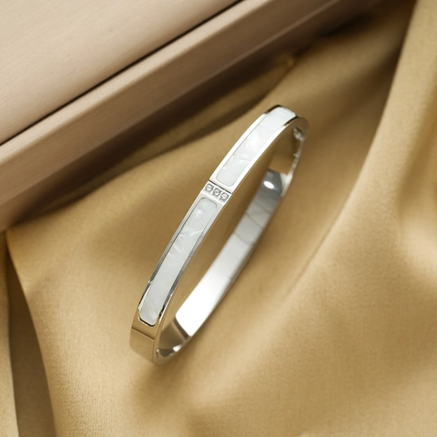 Light Luxury Titanium Steel Bracelet For Women Minimalist Shell Inlay Zirconia Bangle Fashion Waterproof Jewelry Accessory