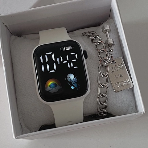 Reloj Digital LED Cuadrado Para Niños Impermeable Tema Astronauta Correa De Silicona Luz Nocturna Moda Estudiantes