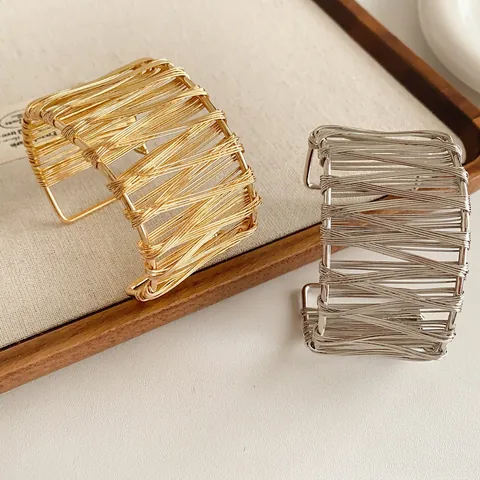 Breiter Offener Armreif Aus Metalldraht Gewickelt Geflochten Hohl Geometrisch Minimalistisch Modeschmuck Für Damen