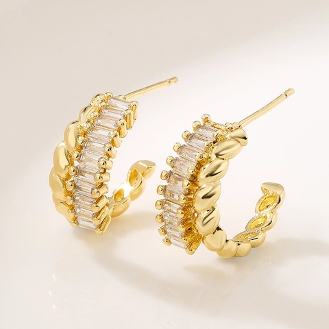 Pendientes De Aro En Forma De C Para Mujer Cobre Chapado En Oro De 18K Circonita Cúbica Rectangular Textura Trenzada