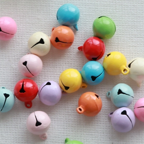 Geverfde Metalen Ronde Belletjes Snoepkleuren Voor DIY Knutselen Kerstversiering Huisdieraccessoires Ornament