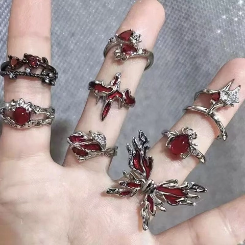 Anelli Gotici Punk Farfalla Ragno Cuore Croce Lega Strass Smalto Rosso Gioielli Estetica Oscura Vintage Donna