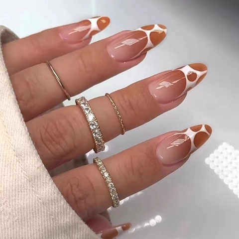 Press On Nägel Mandelform Rund Full Cover Farbverlauf Nude Kaffee Weiß Blasenmuster Künstliche Falsche Fingernägel Für Damen