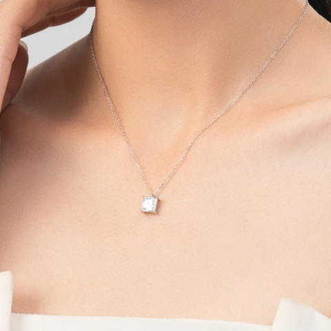 925 Sterling Silver Square Zirconia Pendant Necklace For Women Princess Cut Sparkle Clavicle Chain Light Luxury Jewelry