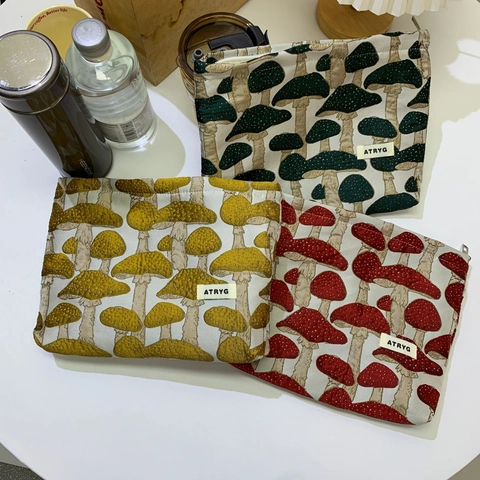 Mushroom Pattern Makeup Bag Polyester Jacquard Fabric Vintage Cosmetic Pouch For Travel Home Storage Women Organizer Zip