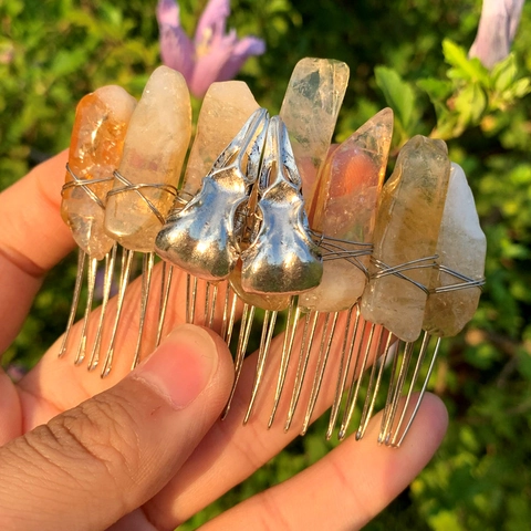 Natural Crystal Hair Comb Raw Stone Metal Bird Skull Gothic Witchy Bohemian Handmade Headpiece For Women