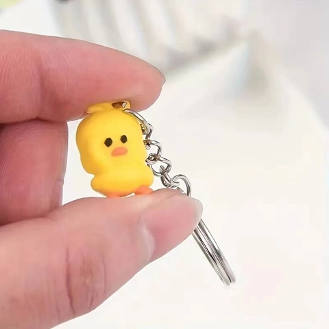 Cartoon Yellow Duck Soccer Ball PVC Keychain Pendant For Kids Birthday Party Favors School Reward Cute Animal