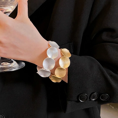 Bracciale Geometrico Minimalista In Lega Con Dischi Convessi Braccialetto In Metallo Opaco Per Donne Accessorio Gioielli Moda Elegante