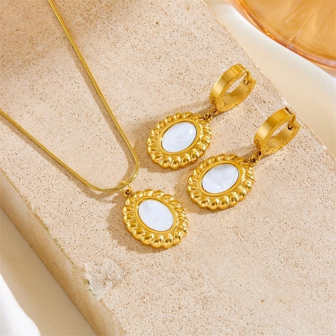 French Vintage Stainless Steel Oval Pendant Shell Necklace Earrings Jewelry Set Gold Black White Geometric Jewelry Set