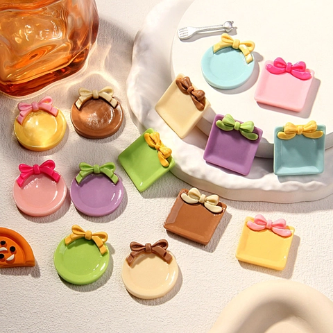Assiettes Miniatures Petits Plateaux Résine Accessoires Nœud DIY Maison De Poupée Décoration Coque Téléphone Mignon Coloré
