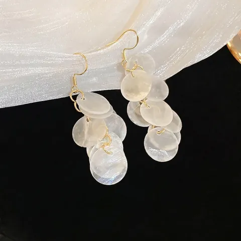 Pendientes De Borla Con Lentejuelas De Concha Blanca Con Poste De Plata Mujer Moda De Vacaciones De Verano Aleación