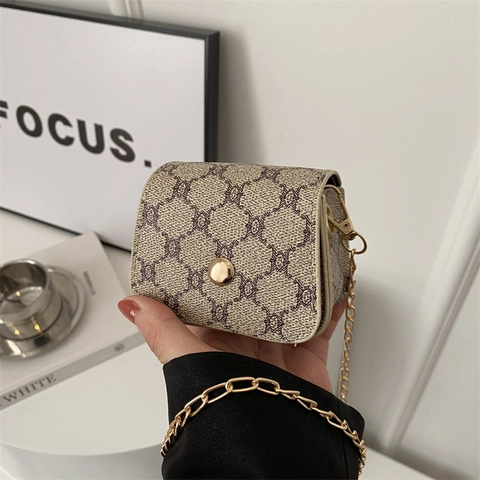 Mini Crossbody Bag Women PU Leather Monogram Pattern Chain Shoulder Strap Magnet Buckle Fashion Stylish Small Square