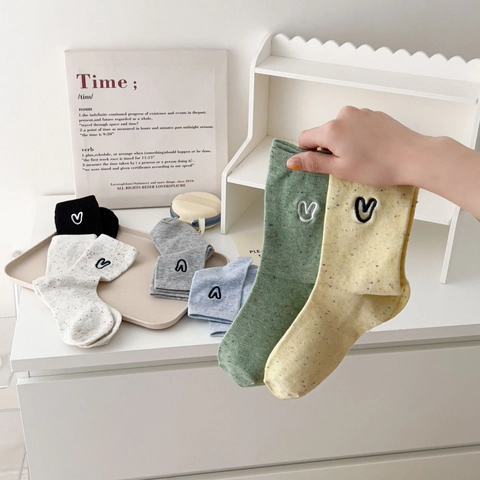 Women Mid Calf Crew Socks Cotton Blend Heart Embroidery Colorful Confetti Nep Yarn Preppy Style Ins Casual Breathable