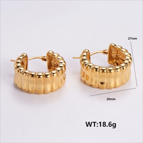 304 Stainless Steel Hoop Earrings For Women 18K Gold Plated Geometric Textured Vintage Style C Shaped Stud Jewelry