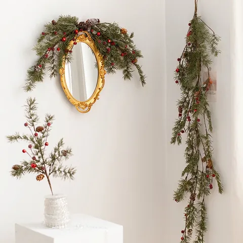 Künstliche Weihnachts Kranz Girlande Mit Natürlichen Tannenzapfen Roten Beeren Metall Glocken Für Haus Feiertag Wand Tür Dekoration