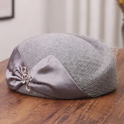 Vintage Women Wool Felt Pillbox Hat With Satin Bow Mesh Veil And Rhinestone Musical Note Brooch Elegant British Style