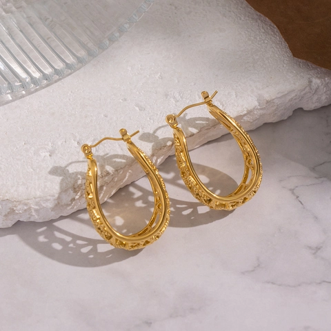 Hollow Star U-Shape Hoop Earrings Stainless Steel Vacuum Gold Plated Vintage Hypoallergenic Jewelry For Women