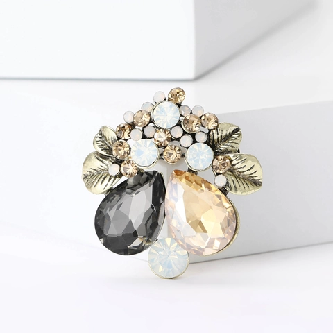 Spilla a Fiore in Lega Vintage Intarsiata con Strass Spilla a Fiori per Accessori Abiti Moda Donna per Festa Matrimonio Banchetto