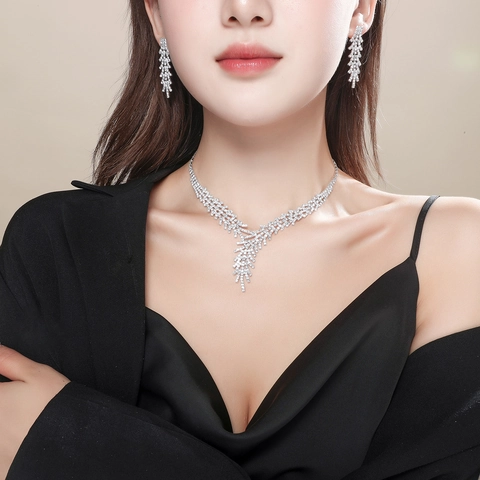 Rhinestone Necklace Earrings Bracelet Ring Jewelry Collection For Women Wedding Bridal Shiny Crystal Alloy Elegant Accessories