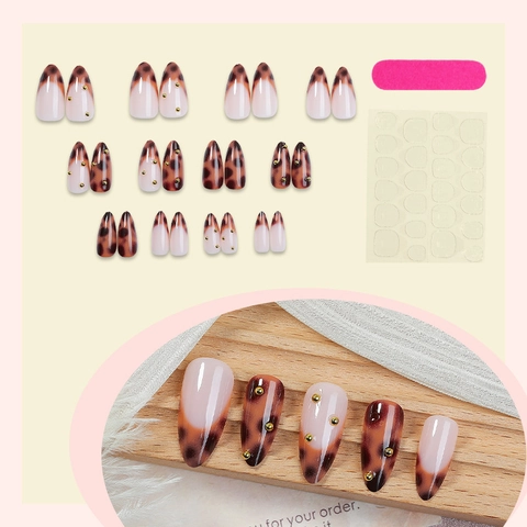 Unghie Finte A Pressione Con Stampa Leopardata Mandorla Tartaruga Punte Artificiali Lucide Con Perline Dorate Per Manicure