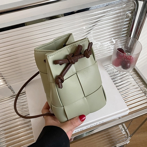 Modische Gewebte Beuteltasche Aus Kunstleder Mini Umhängetasche Für Handy Damen Weiche Kordelzug Schultertasche Vielseitig