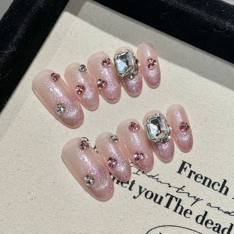 Handgefertigte Aufklebbare Nägel Lila Rosa Katzenauge Verlauf Lange Ovale Falsche Nägel Mit Strass Blume Elegante Süße Damen Nägel