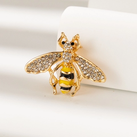 Vintage Insect Brooch Pin Alloy Rhinestone Enamel Bee Ladybug For Clothing Hat Bag Accessories Retro Style For Women