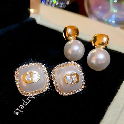 Square Geometric Artificial Pearl Stud Earrings With Rhinestones And Silver Earring Post Elegant Retro Luxury Jewelry For Women