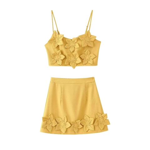 Sexy Femme Crop Top Et Mini Jupe Fleurs 3D Fait Main Polyester Twill Tenue Vacances Été Style Épicé
