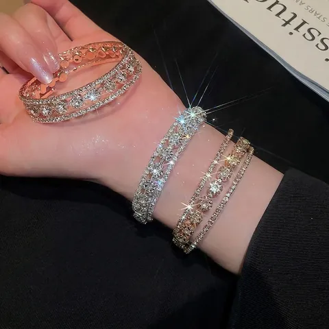 Luxe Meerlaagse Open Armring Koper Ingelegd Ronde Zirkoon Glanzende Holle Sieraden Voor Dames