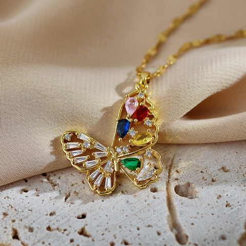 Collar Con Colgante De Mariposa Acero Inoxidable Con Circonita Colorida Diseño Hueco Joyería Elegante Para Mujer Regalo