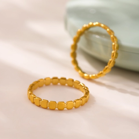 Edelstahl Quadratischer Blockring Minimalistisches Geometrisches Dünnes Strukturiertes Band Modeschmuck Für Damen