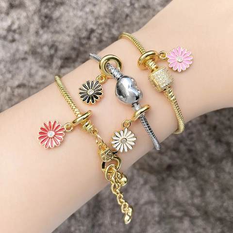 Copper 18K Gold Plated Snake Chain Bracelet Enamel Daisy Flower Heart Zircon Charm DIY Jewelry For Women