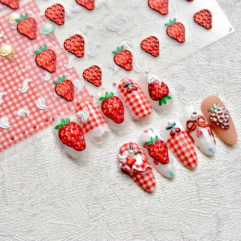 Autocollants Art Des Ongles Relief 3D Fraise Glace Motif Grille Style Japonais Décoration De Manucure Douce Pour Femmes