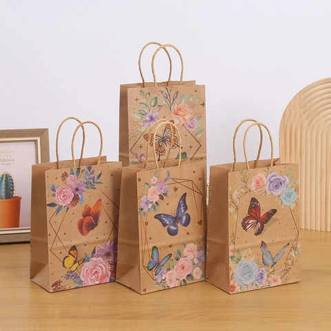 Kraft Paper Gift Bags With Butterfly Flower Print Portable Handle Vintage Wedding Party Souvenir Packaging