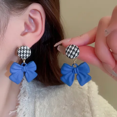 Pendientes De Botón Con Forma De Corazón De Animal Flocado Azul Klein Con Poste De Plata De Ley 925 Joyas Retro Chic Para Mujer