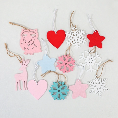 Wooden Christmas Tree Ornaments Painted Wood Reindeer Owl Snowflake Star Heart Hanging Pendant Nordic Festive Decor