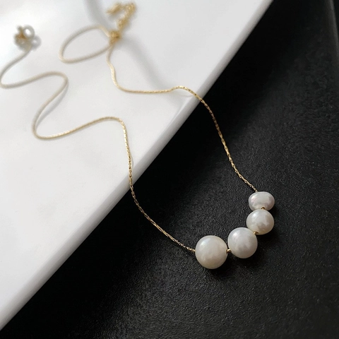 Collier Künstliche Perle Naturelle Acier Titane Minimaliste Élégant Chaîne Clavicule Pour Femmes Sans Décoloration Luxe