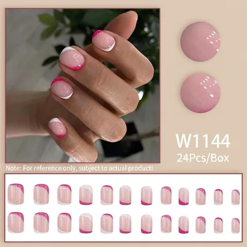 Unghie Finte Francesi Corte Quadrate Rosa Nude Strisce Bianche Lucide Per Donne