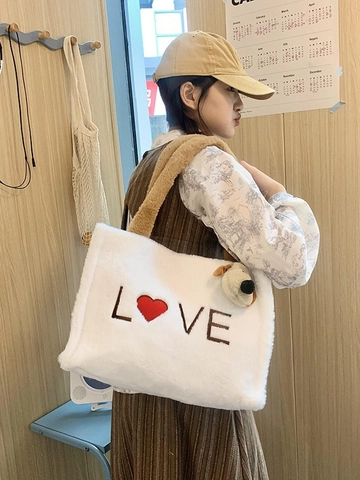 Bolso Tote De Felpa Para Mujer Bolso De Mano De Piel Sintética Bordado De Corazón Love Con Llavero De Perro Invierno